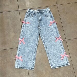 Girls wide leg light jeans with pink bows, size 130 (8), new